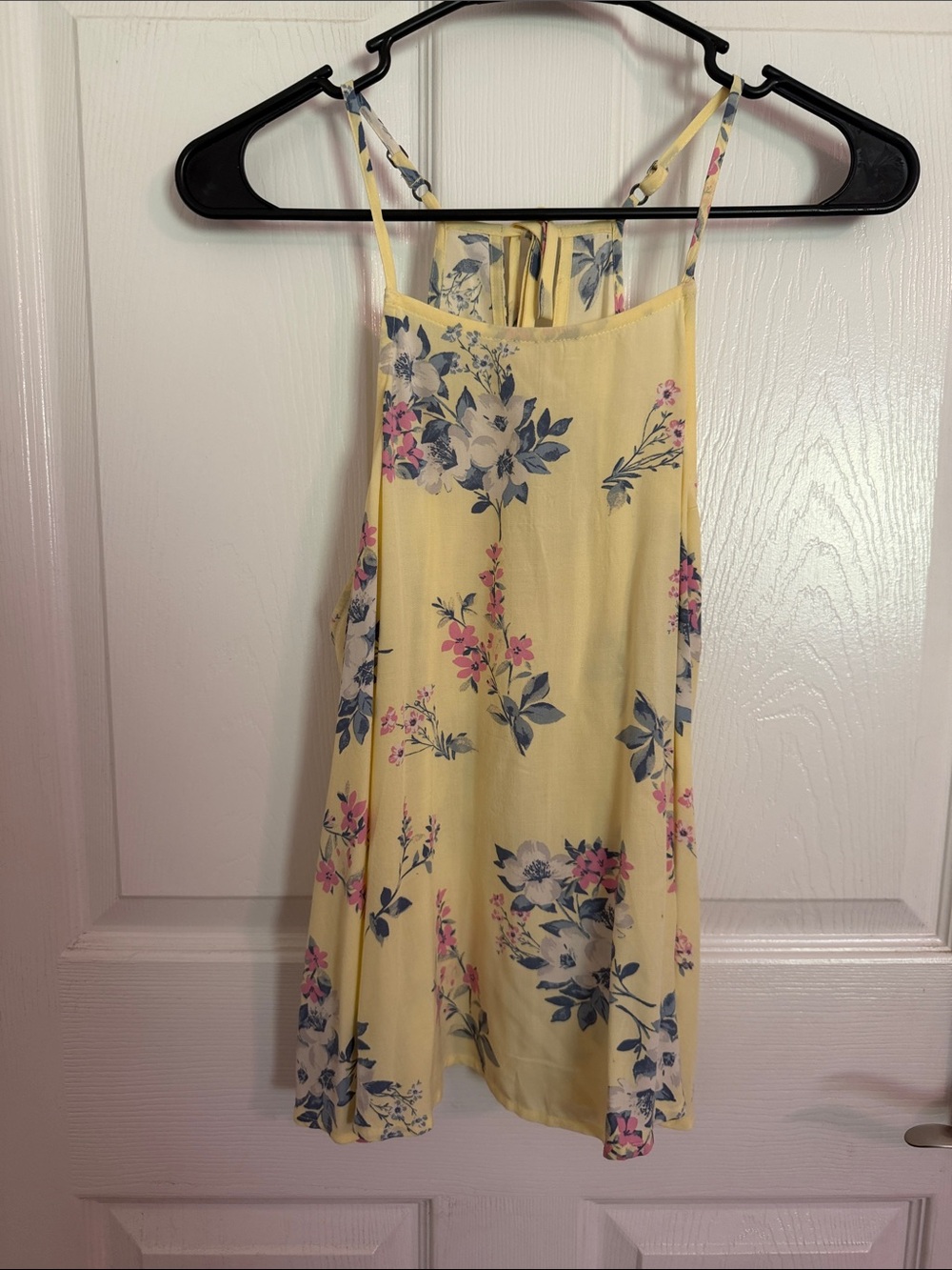 Hollister Yellow Floral Strappy tank top